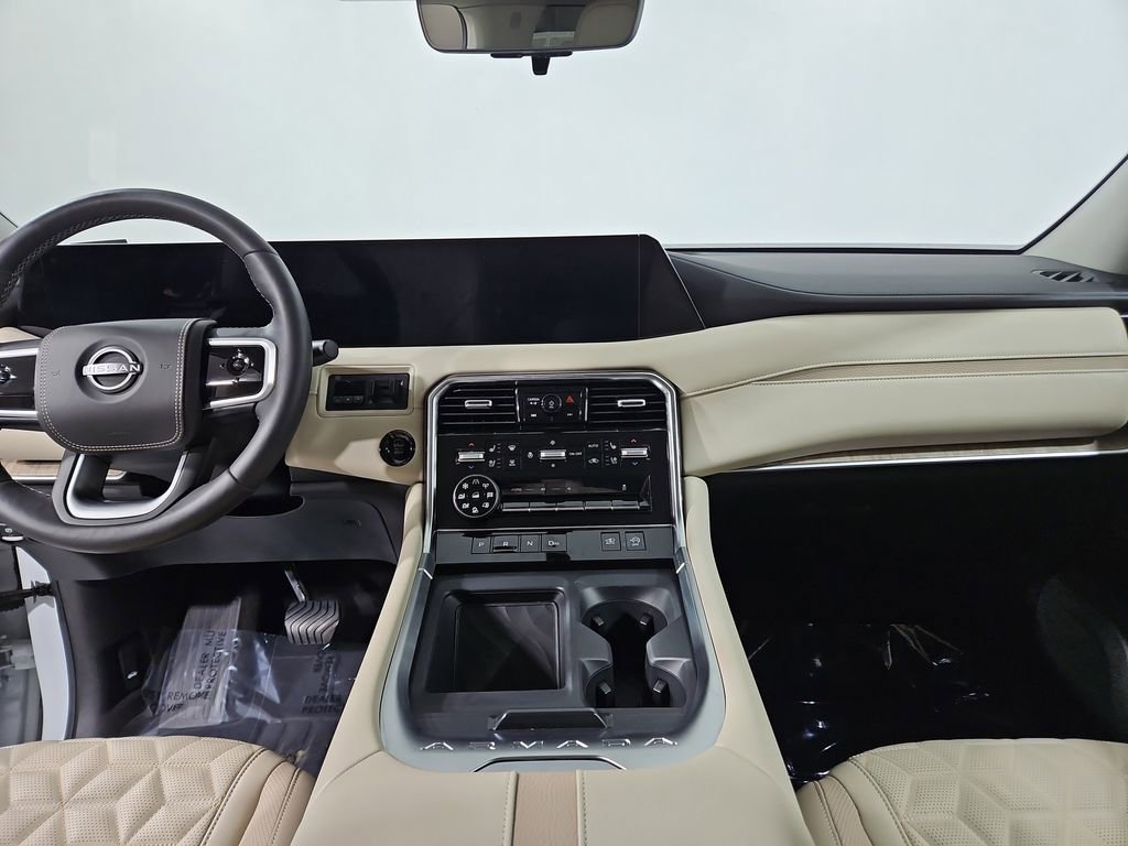 Certified 2025 Nissan Armada Platinum Reserve image 19