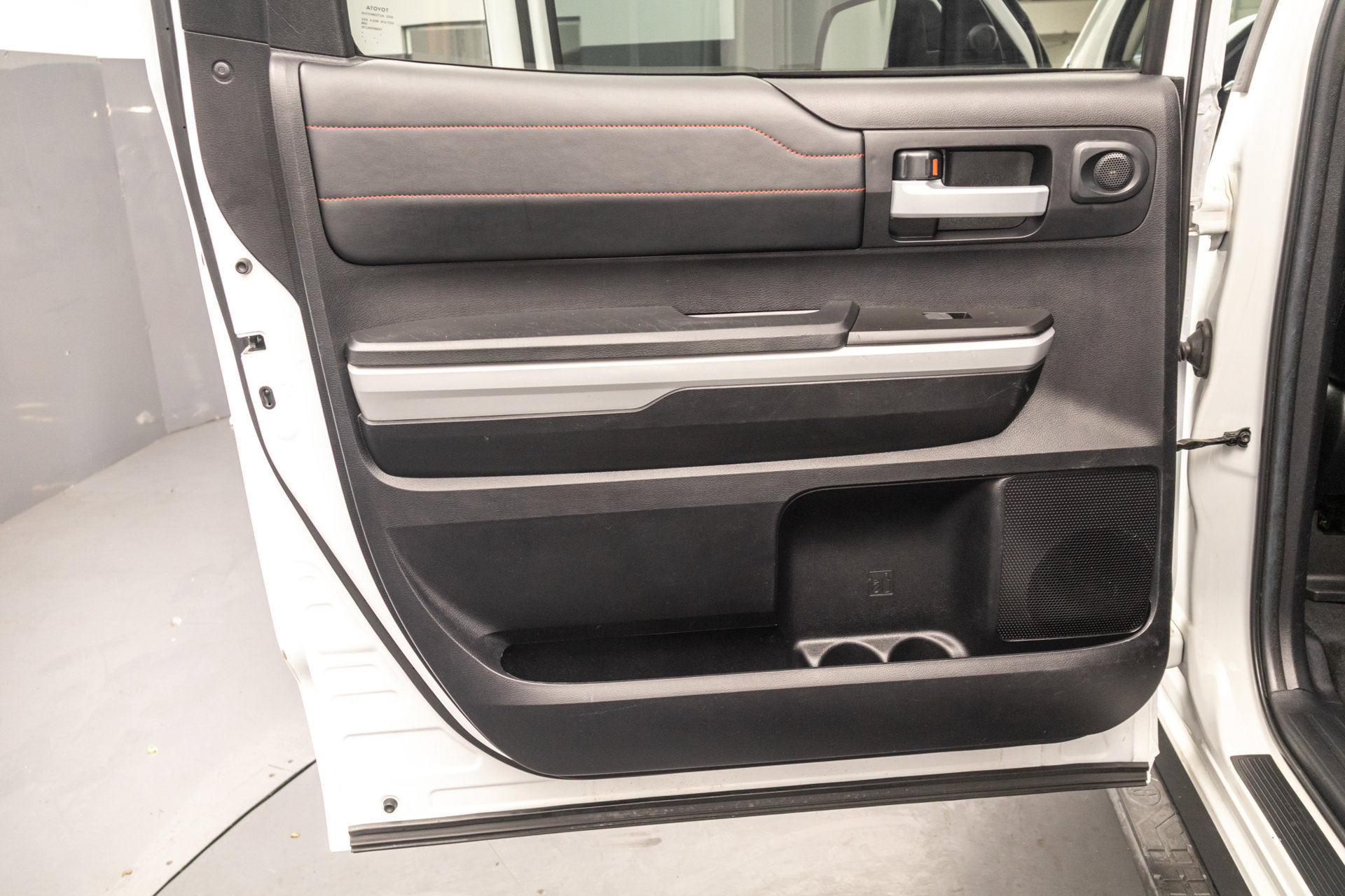 Used 2020 Toyota Tundra TRD Pro AWD/4WD image 32