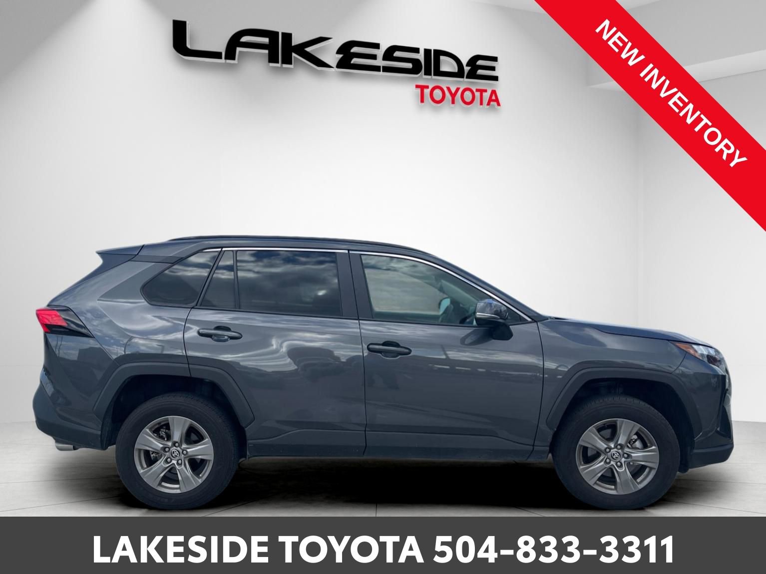 Used 2025 Toyota RAV4 XLE image 8