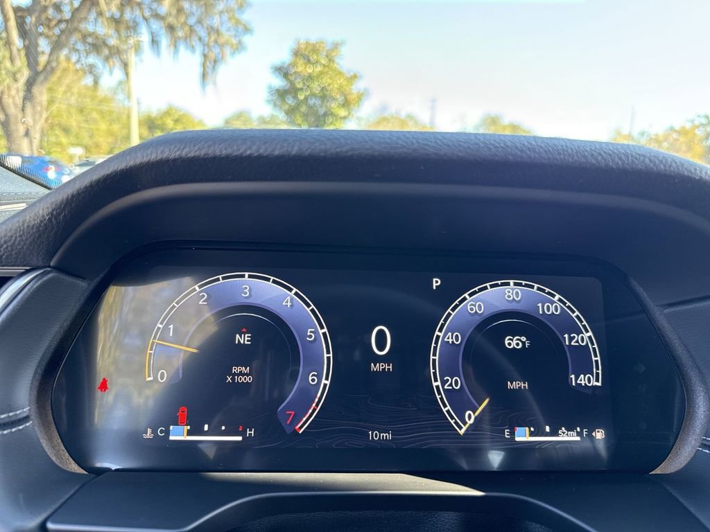 New 2025 Jeep Grand Cherokee Altitude image 19