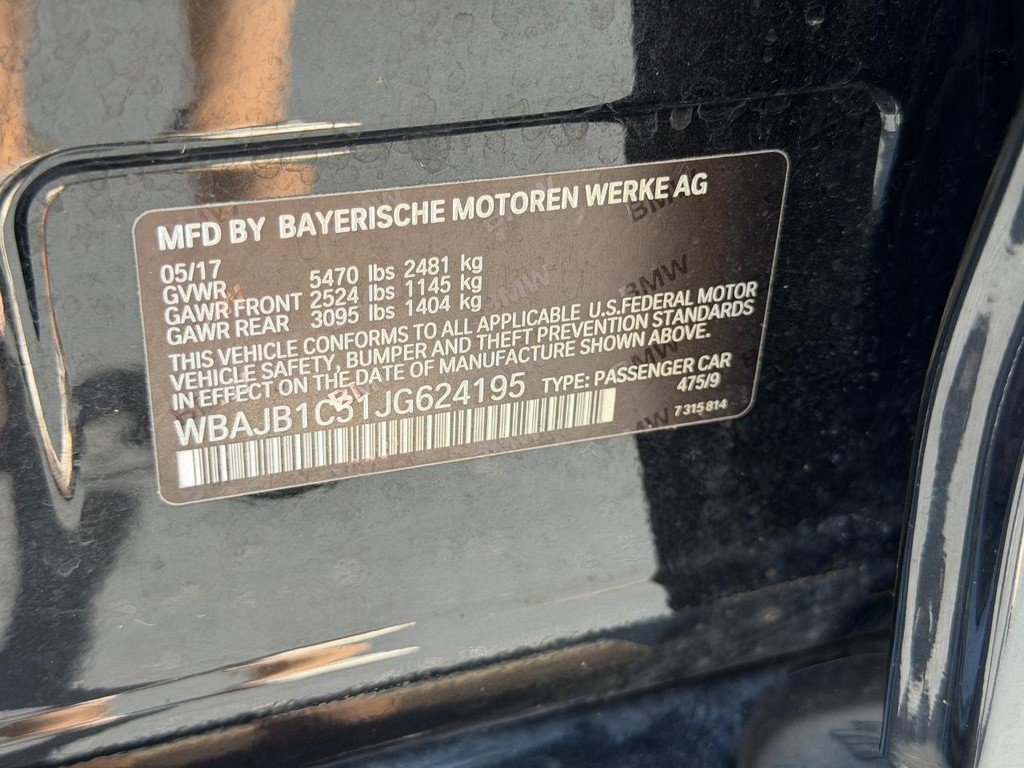 Used 2018 BMW 530e xDrive AWD/4WD image 24