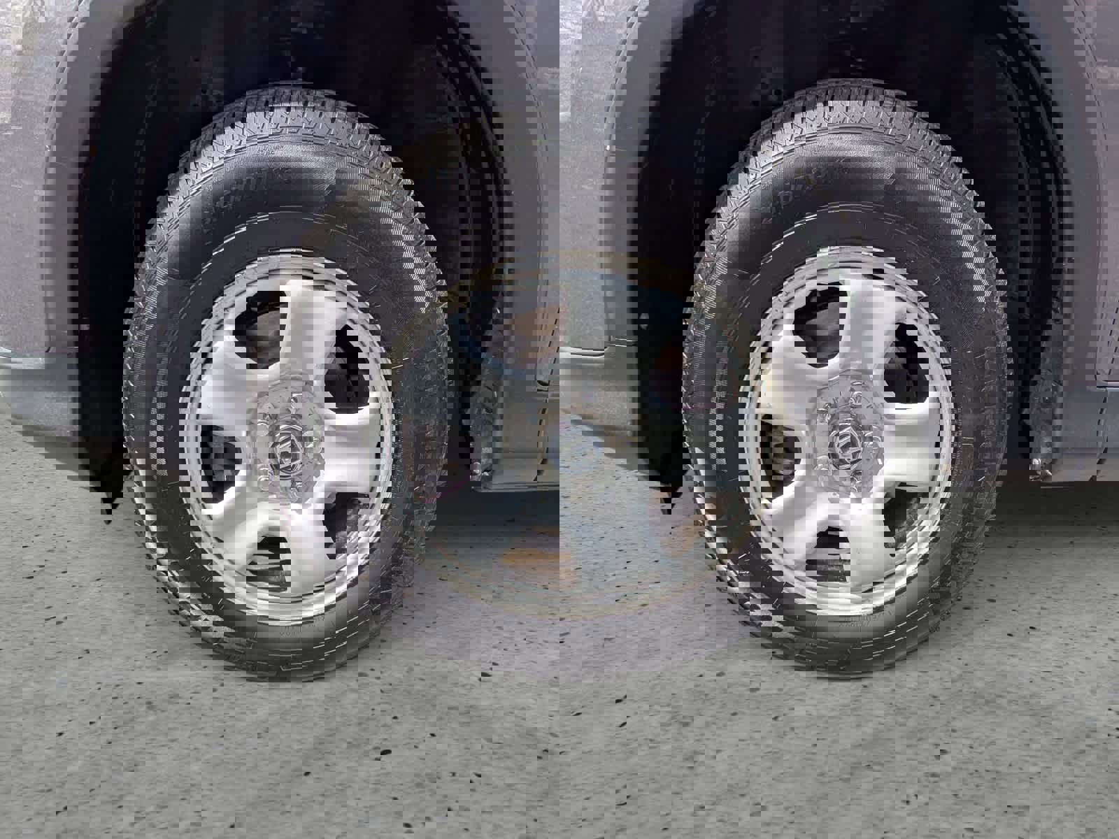 Used 2015 Honda CR-V LX image 7