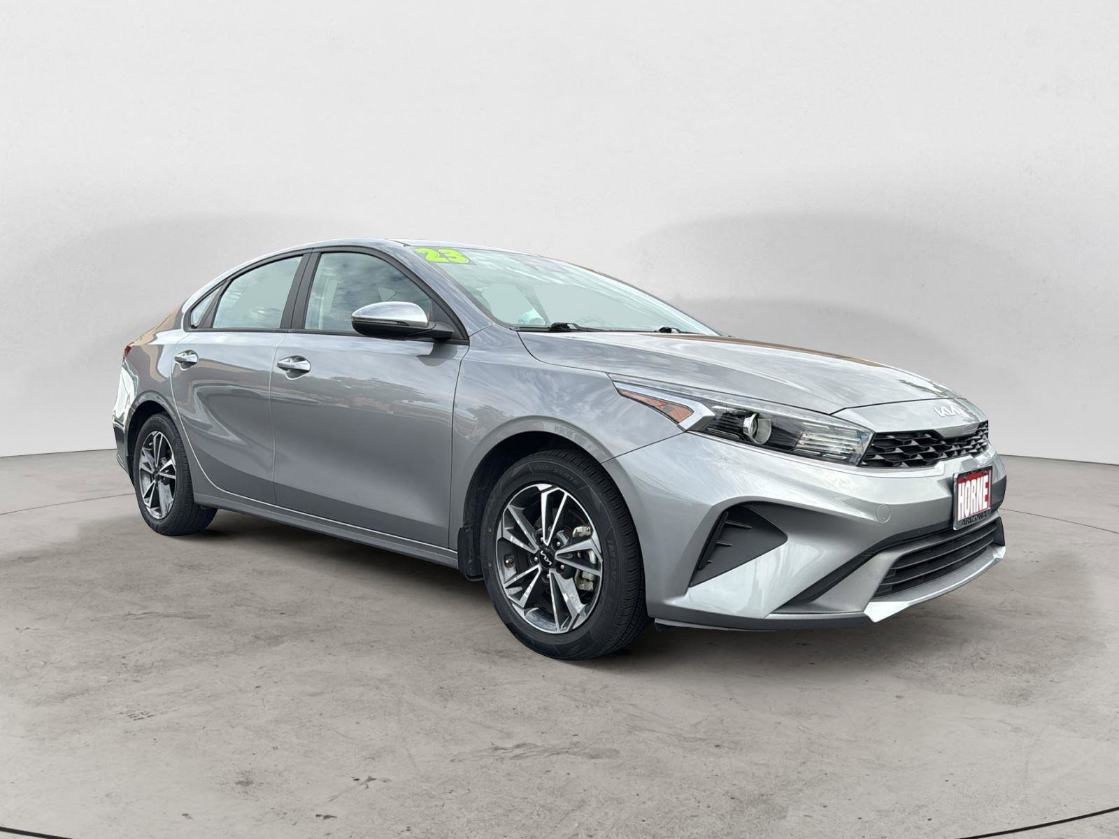Used 2023 Kia Forte LXS w/ LXS Technology Package image 1