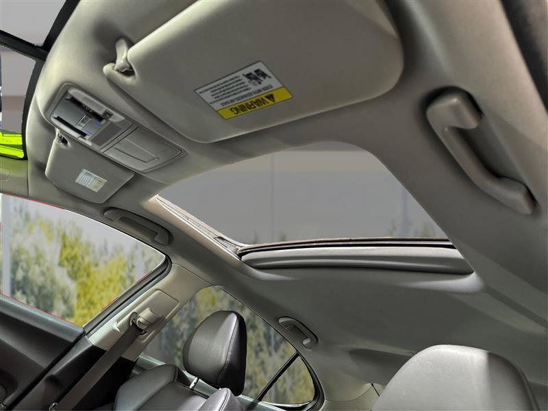 Used 2016 Acura TLX FWD image 19
