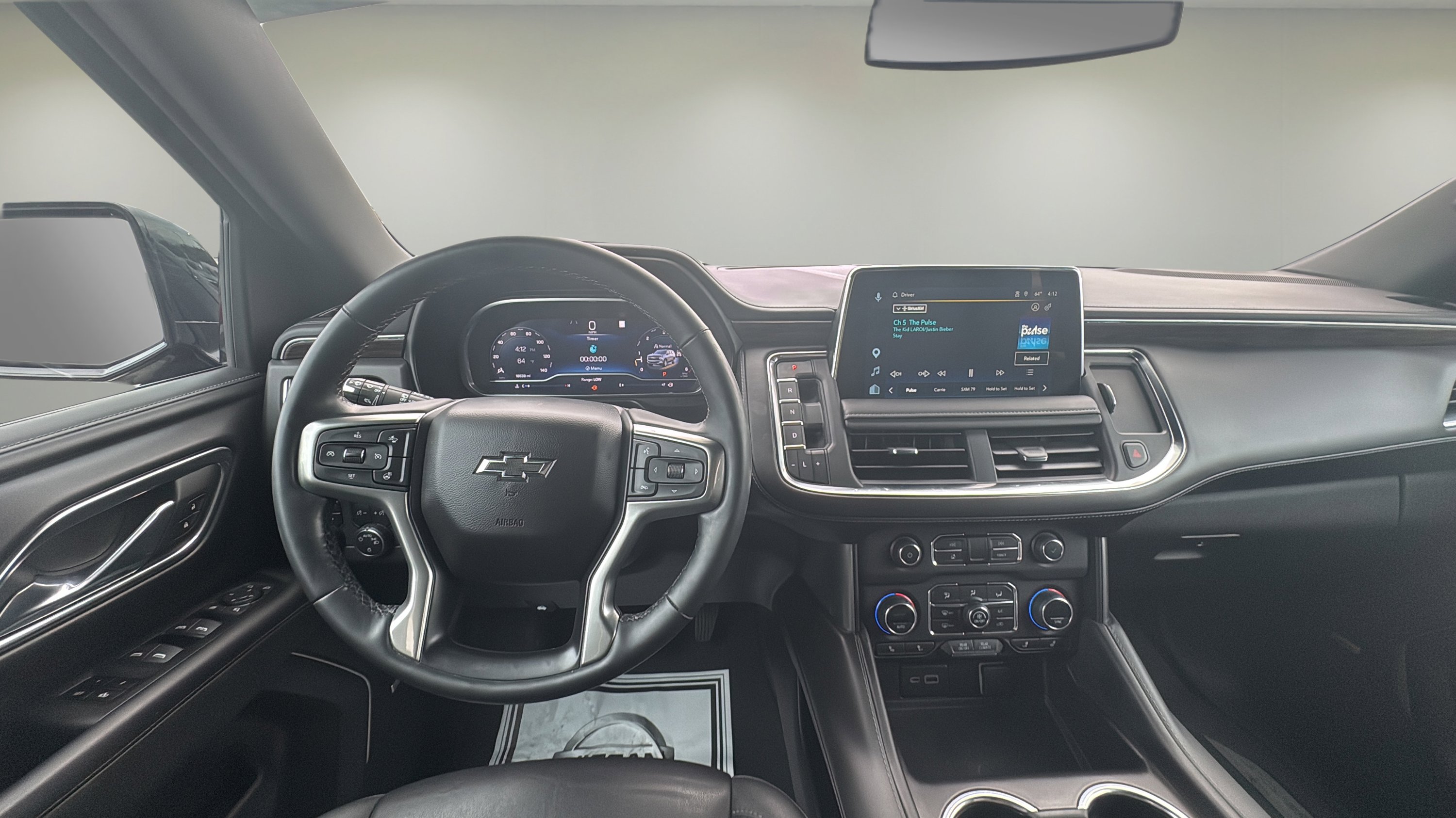 Used 2023 Chevrolet Suburban Z71 w/ Z71 Off-Road Package image 10