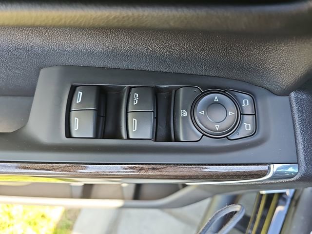 Used 2021 Chevrolet Silverado 1500 RST w/ Redline Edition AWD/4WD image 28