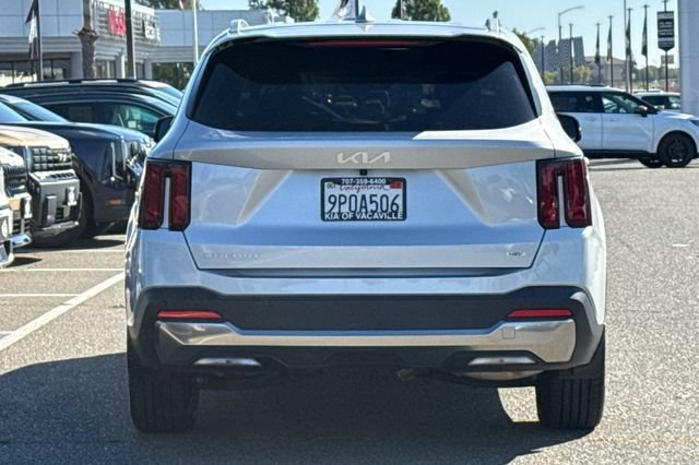 Certified 2025 Kia Sorento EX AWD/4WD image 7