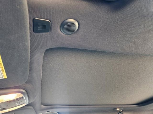 Used 2022 Jeep Grand Cherokee Limited w/ Trailer Tow Group IV image 27