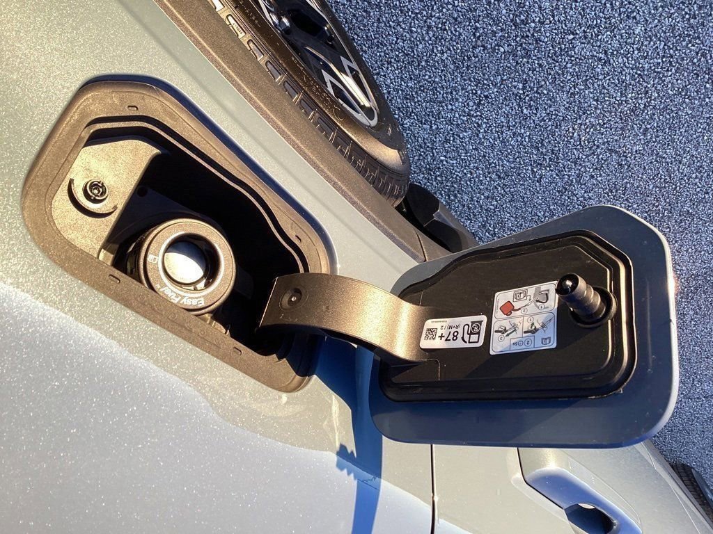 New 2025 Ford Bronco Sport Outer Banks w/ Outer Banks Tech Package+ AWD/4WD image 17