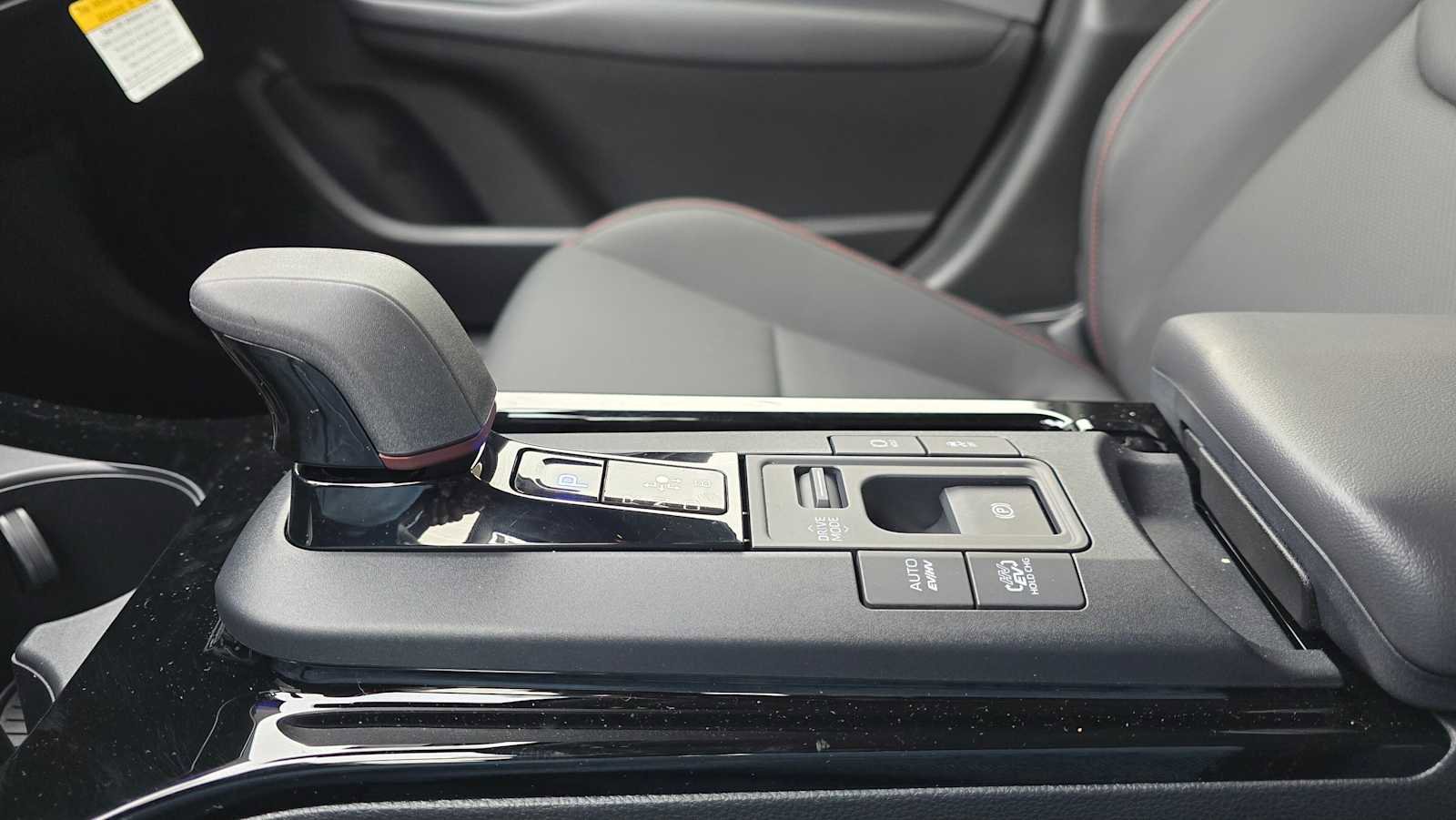 New 2025 Toyota Prius XSE image 30