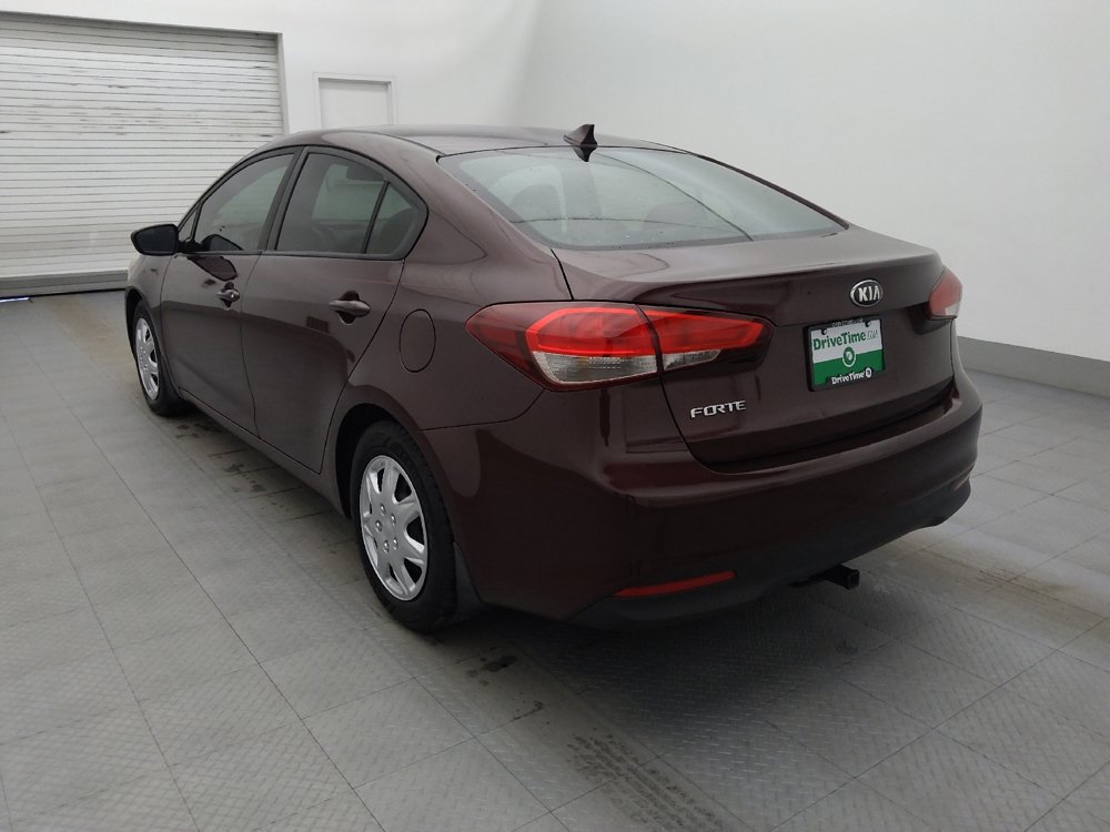 Used 2017 Kia Forte LX w/ LX Popular Package image 5