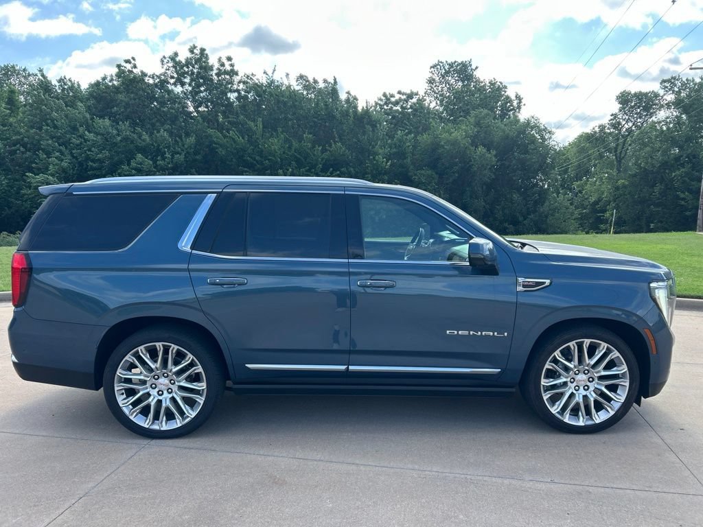 Used 2025 GMC Yukon Denali w/ Denali Reserve Package AWD/4WD image 7