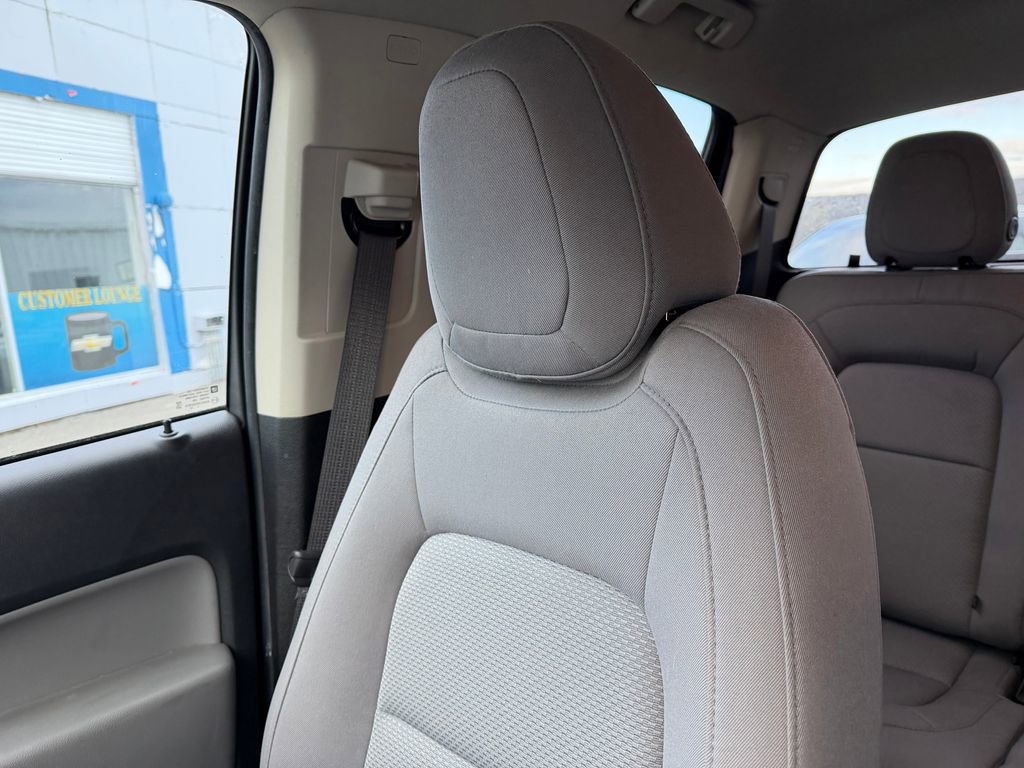 Used 2022 Chevrolet Colorado W/T w/ Custom Special Edition AWD/4WD image 22