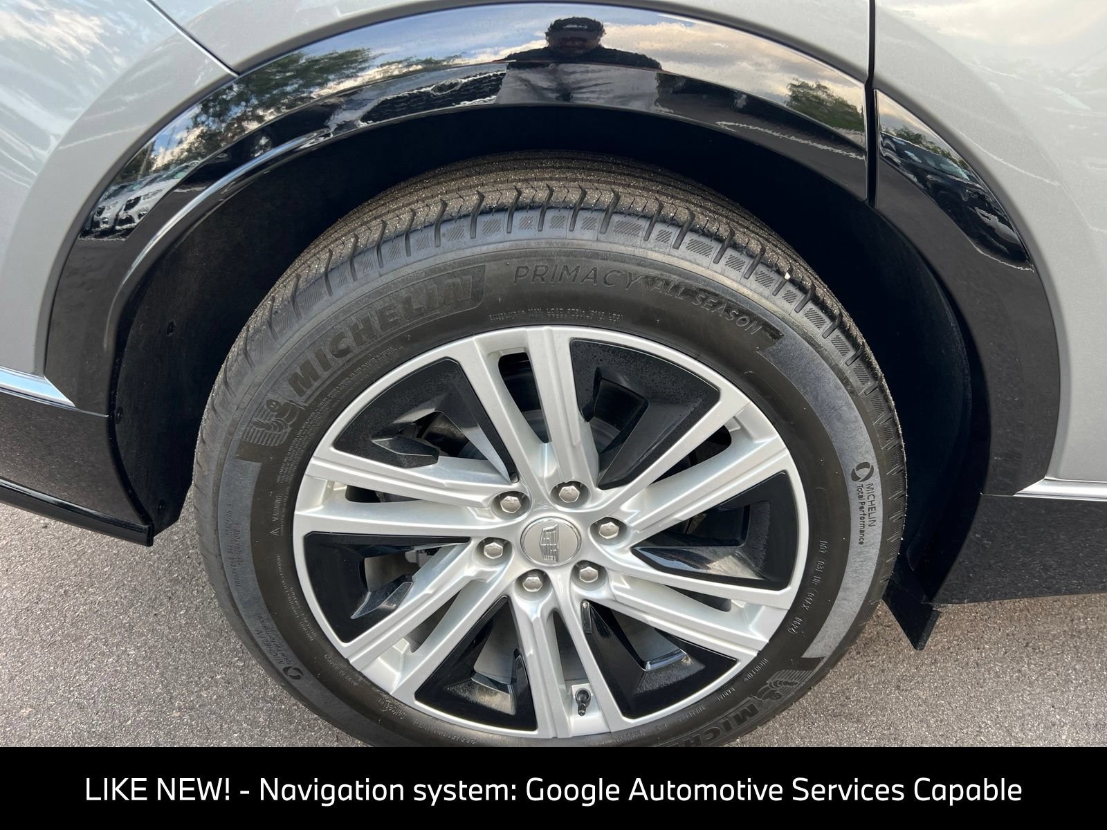 Used 2024 Cadillac Lyriq Tech AWD/4WD image 13