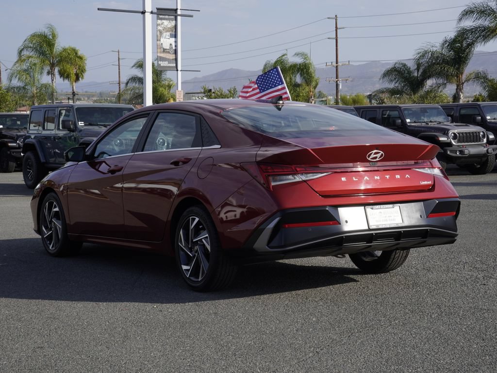 Used 2024 Hyundai Elantra Limited FWD image 6