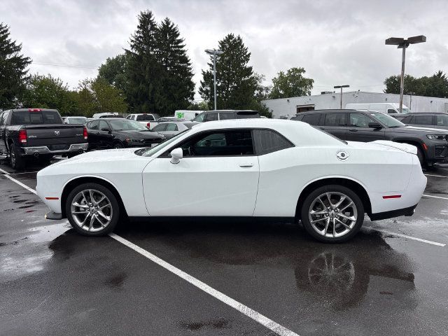 Used 2022 Dodge Challenger GT AWD/4WD image 6