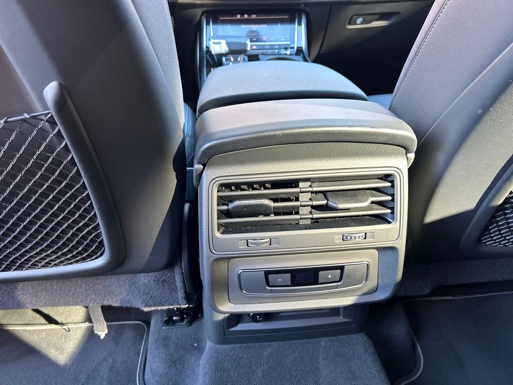 Used 2025 Audi Q7 3.0T Premium Plus image 27