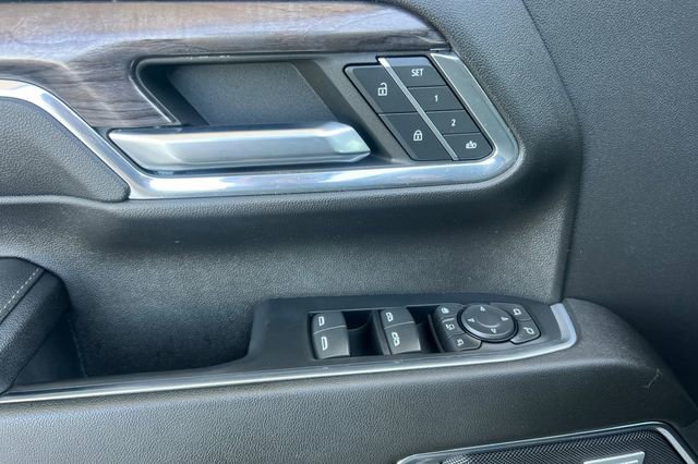 Used 2024 Chevrolet Silverado 2500 LTZ w/ LTZ Convenience Package AWD/4WD image 11