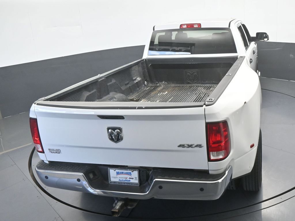 Used 2018 RAM 3500 Tradesman w/ Chrome Appearance Group image 44