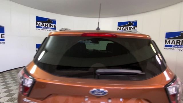 Used 2017 Ford Escape Titanium w/ Equipment Group 301A AWD/4WD image 9