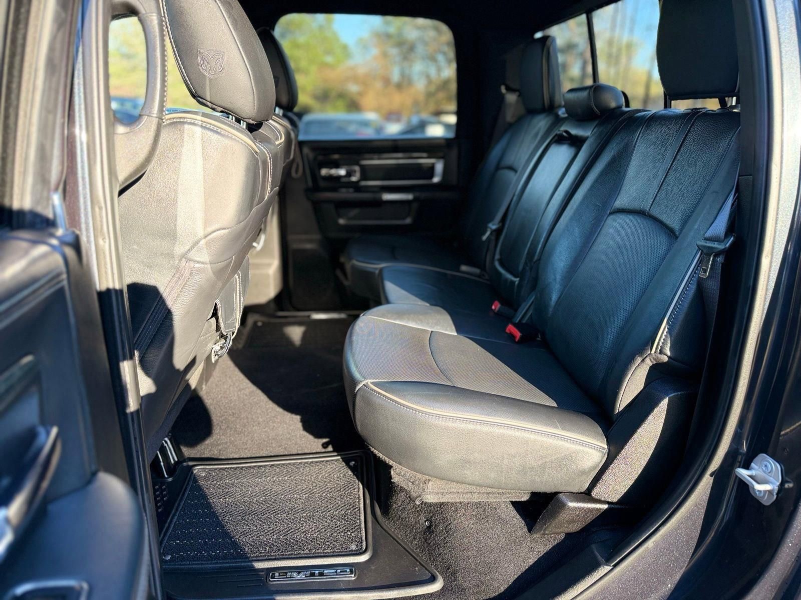 Used 2018 RAM 2500 Limited AWD/4WD image 41