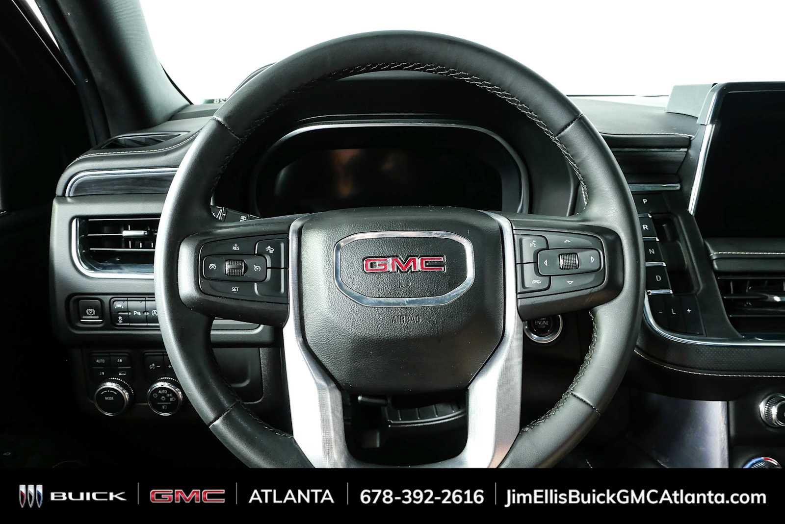 Used 2023 GMC Yukon XL SLT AWD/4WD image 20