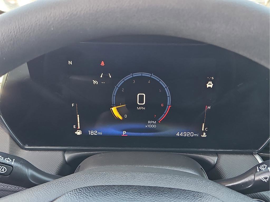 Used 2025 Chevrolet TrailBlazer LT FWD image 16