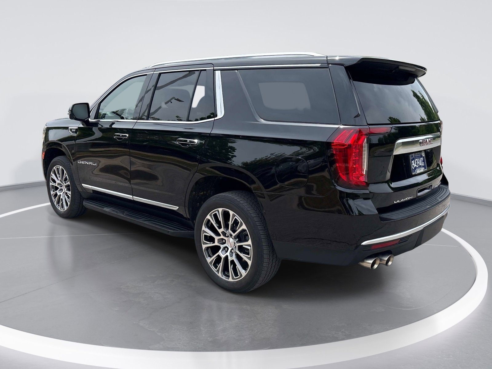 Certified 2022 GMC Yukon Denali RWD image 6