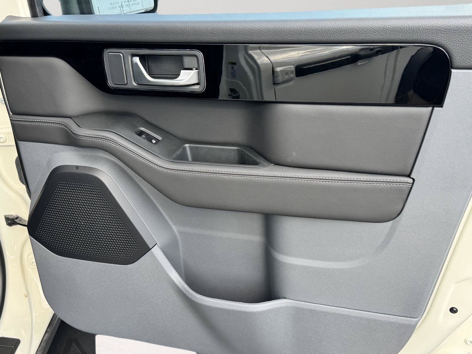 New 2025 INEOS Grenadier Quartermaster AWD/4WD image 14