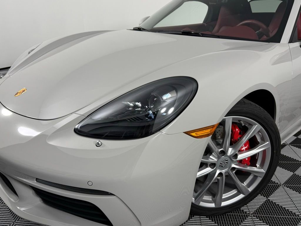 Certified 2023 Porsche 718 Boxster S RWD image 12
