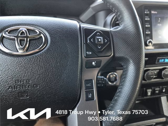 Used 2022 Toyota Tacoma TRD Off-Road AWD/4WD image 31