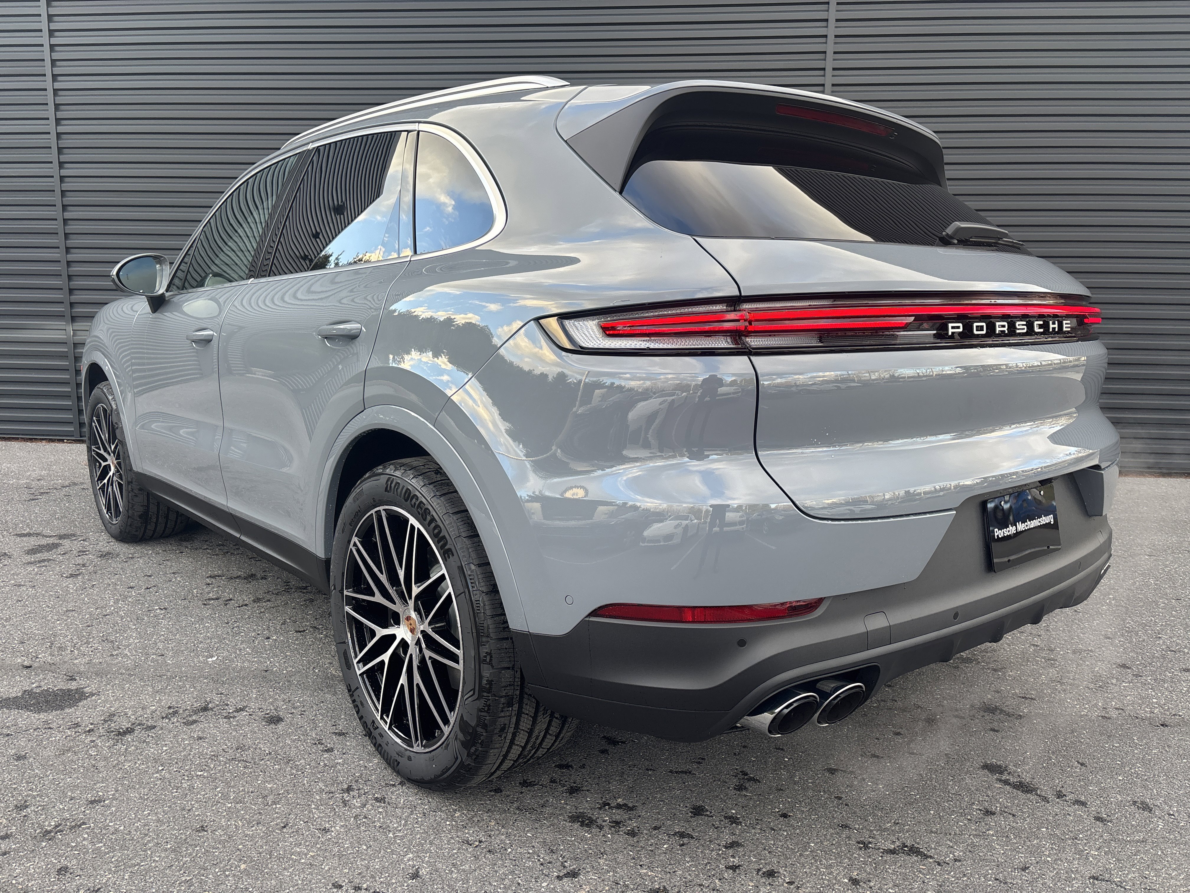 New 2026 Porsche Cayenne S image 13
