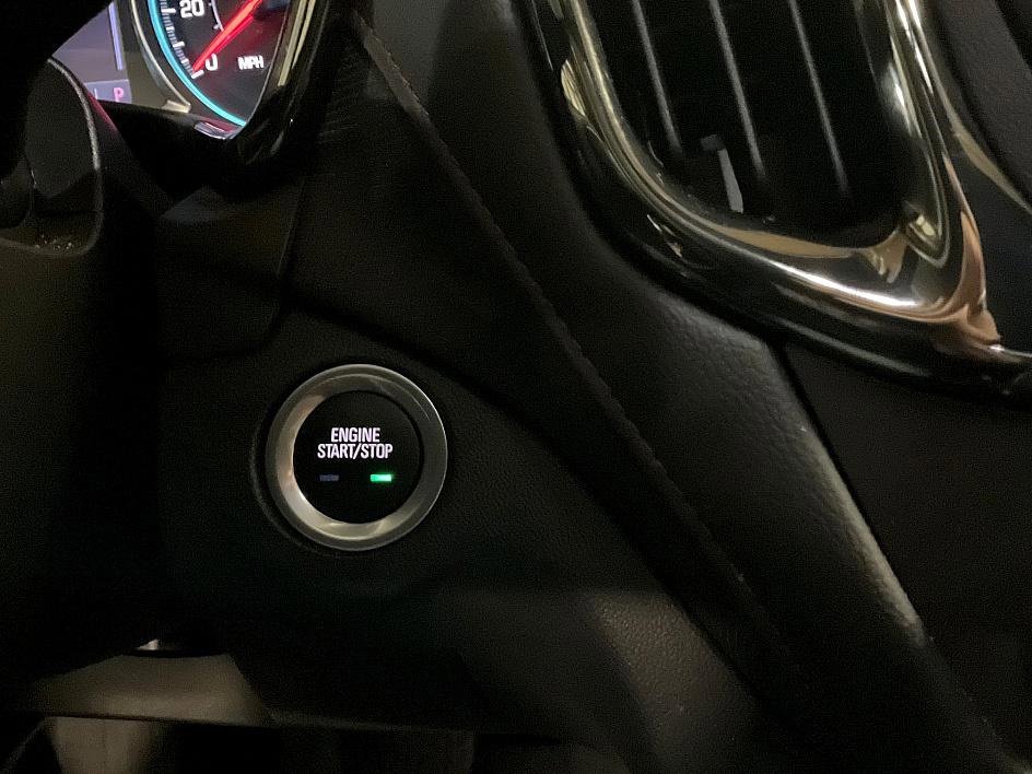 Used 2024 Chevrolet Equinox RS w/ RS Leather Package image 27