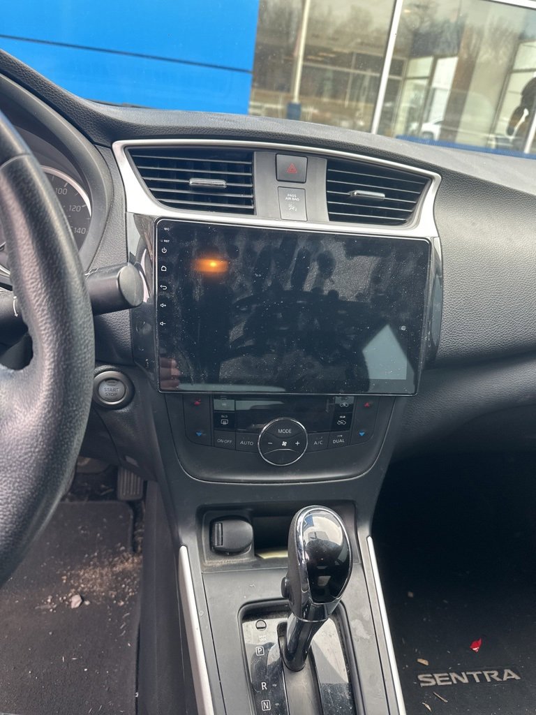 Used 2019 Nissan Sentra SV image 8