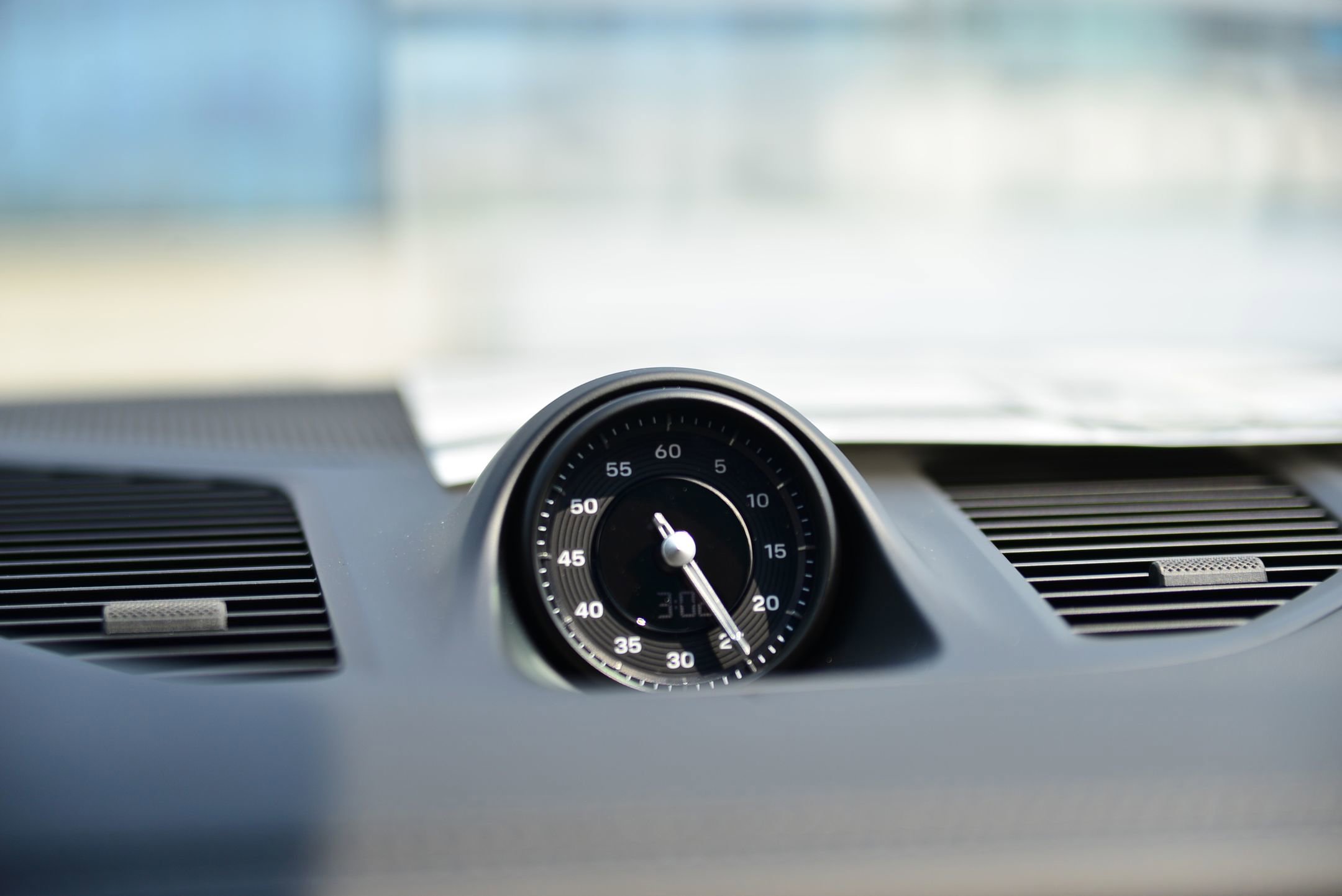 Certified 2026 Porsche Cayenne Coupe AWD image 17