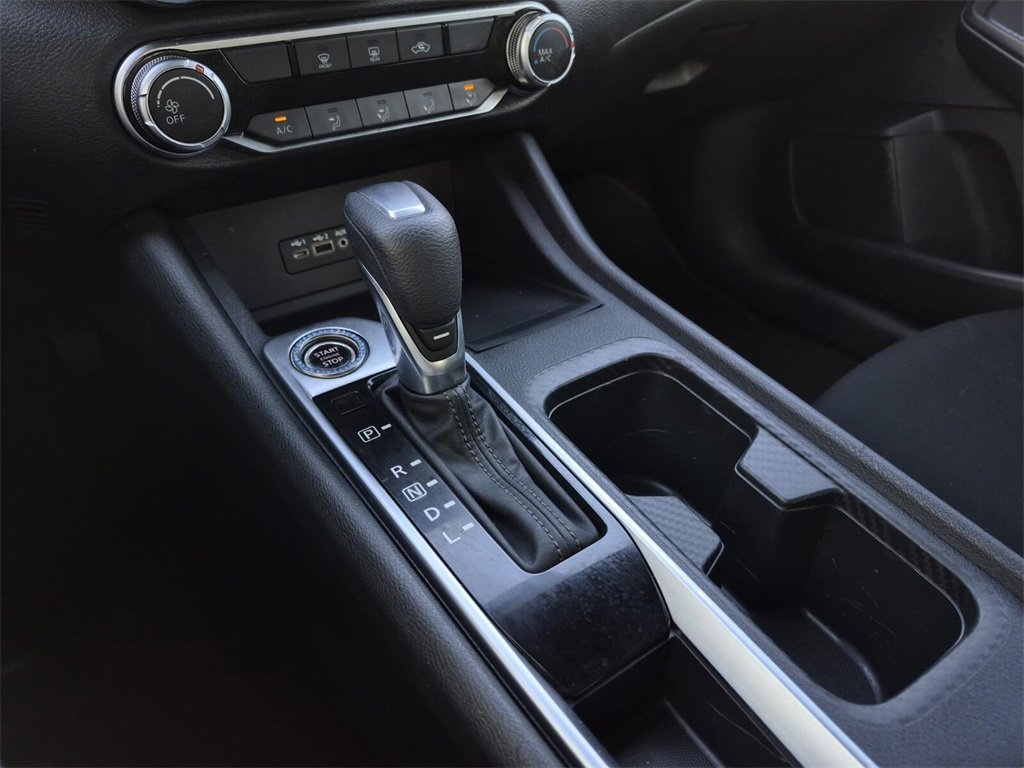 Used 2022 Nissan Sentra SV image 20