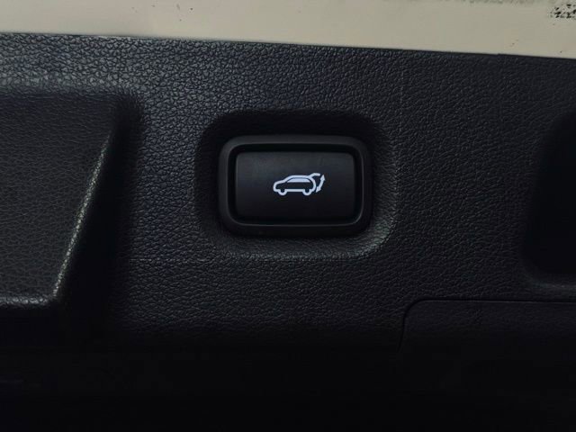 Used 2023 Hyundai Santa Fe Calligraphy image 13
