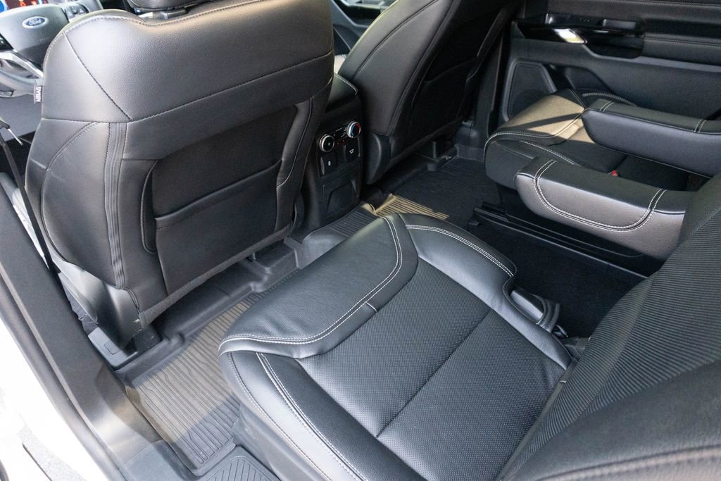 Used 2024 Ford Explorer ST w/ Equipment Group 401A AWD/4WD image 23