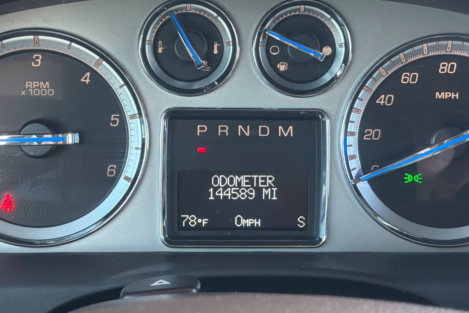 Used 2011 Cadillac Escalade ESV Premium AWD/4WD image 27