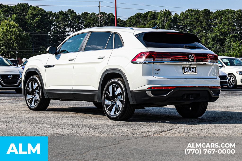 Used 2025 Volkswagen Atlas Cross Sport SE FWD image 6