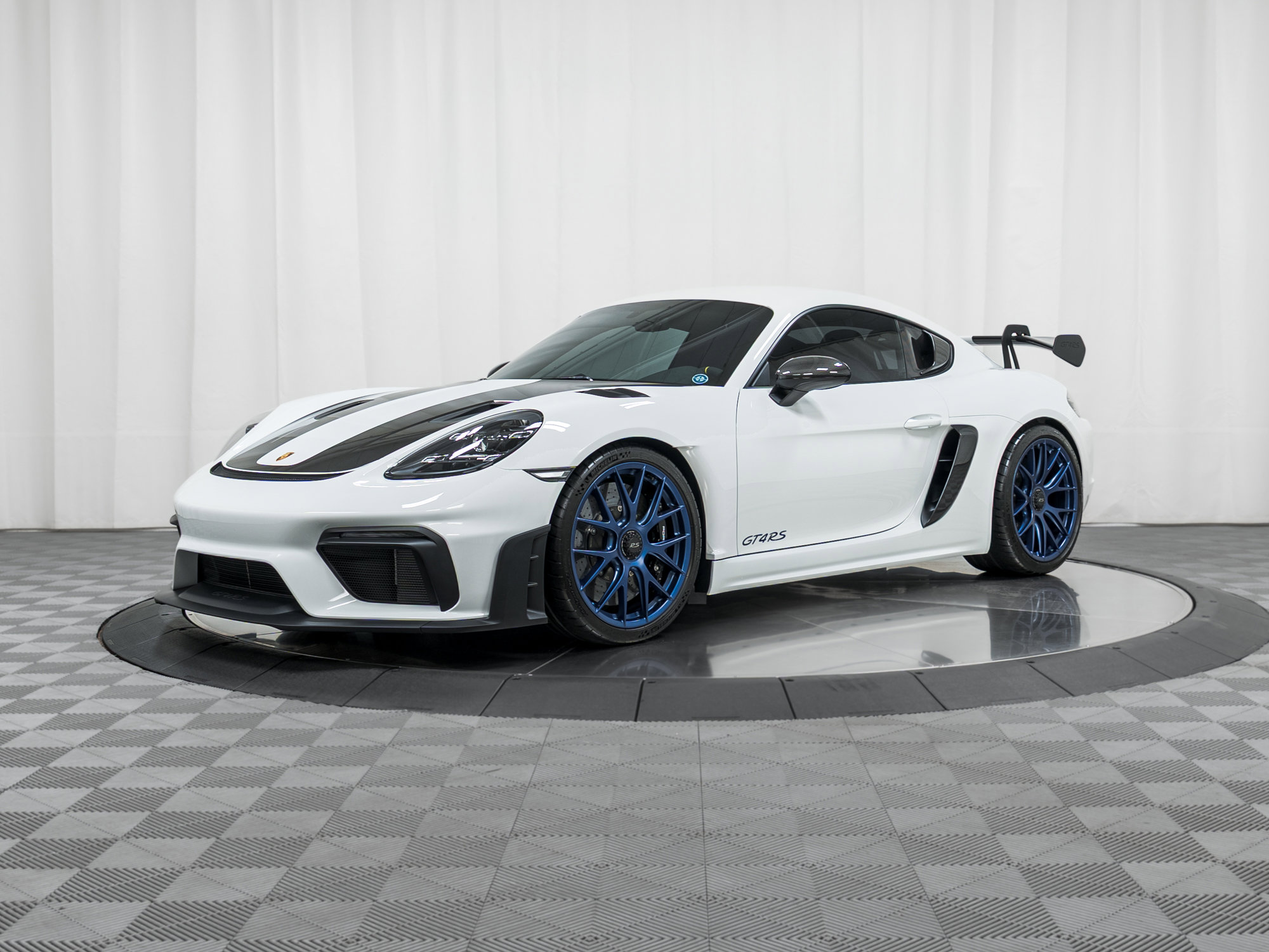 Used 2024 Porsche 718 Cayman GT4 RS video 1