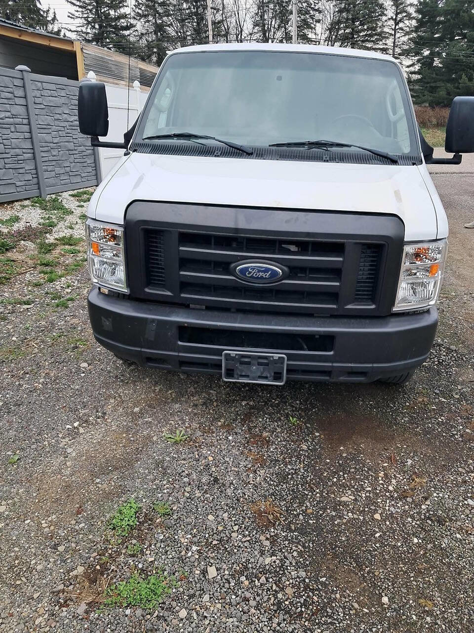Used 2018 Ford E-450 and Econoline 450 Super Duty w/ Power Windows & Locks Group RWD image 3