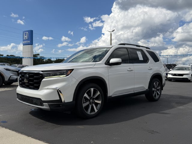 Certified 2024 Honda Pilot Touring image 8