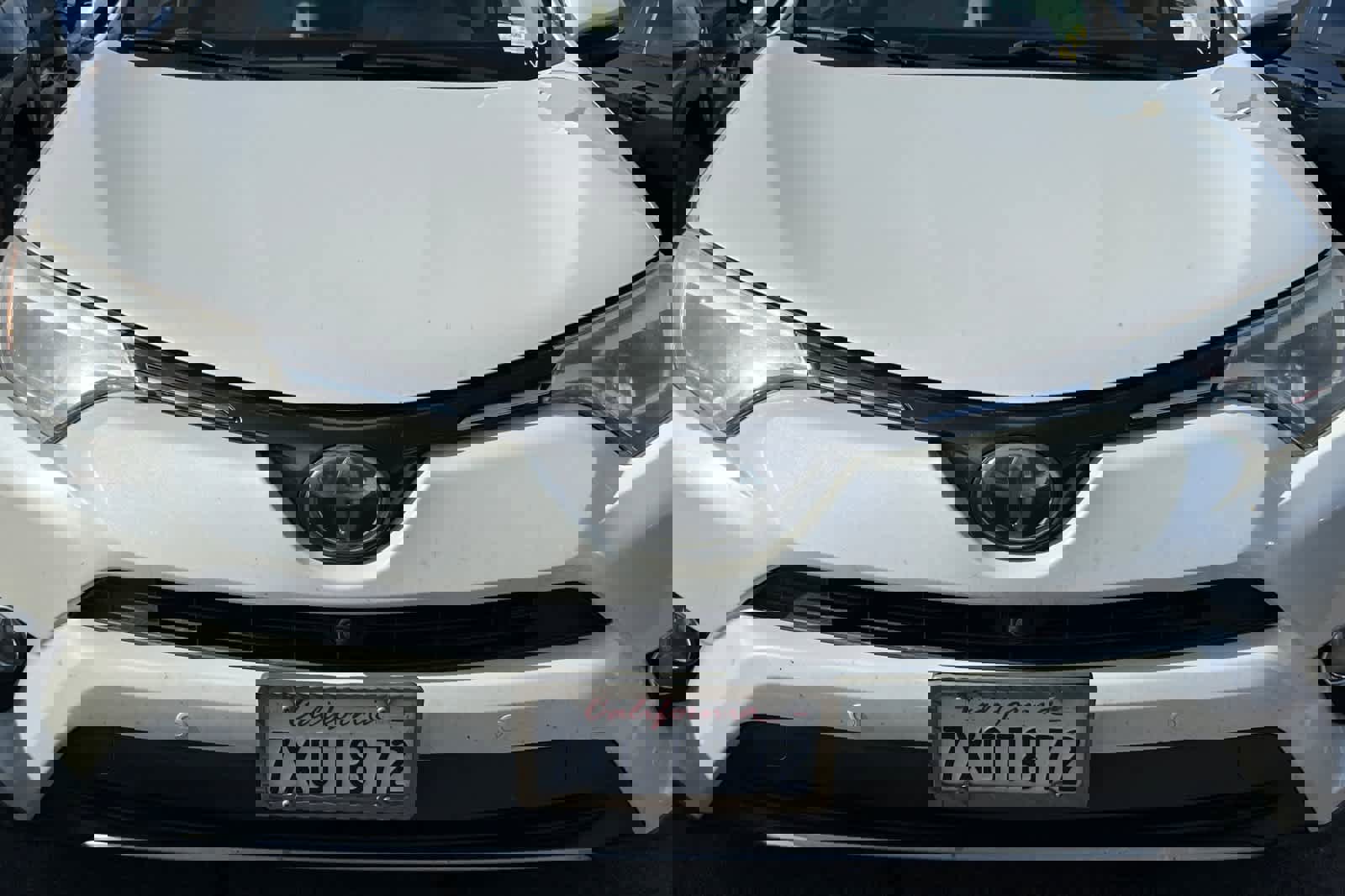 Used 2017 Toyota RAV4 Limited w/ Advanced Technology Package image 9