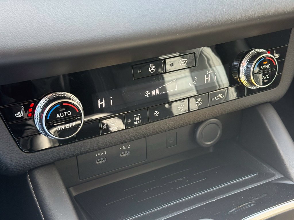 New 2026 Mitsubishi Outlander SE AWD/4WD image 16