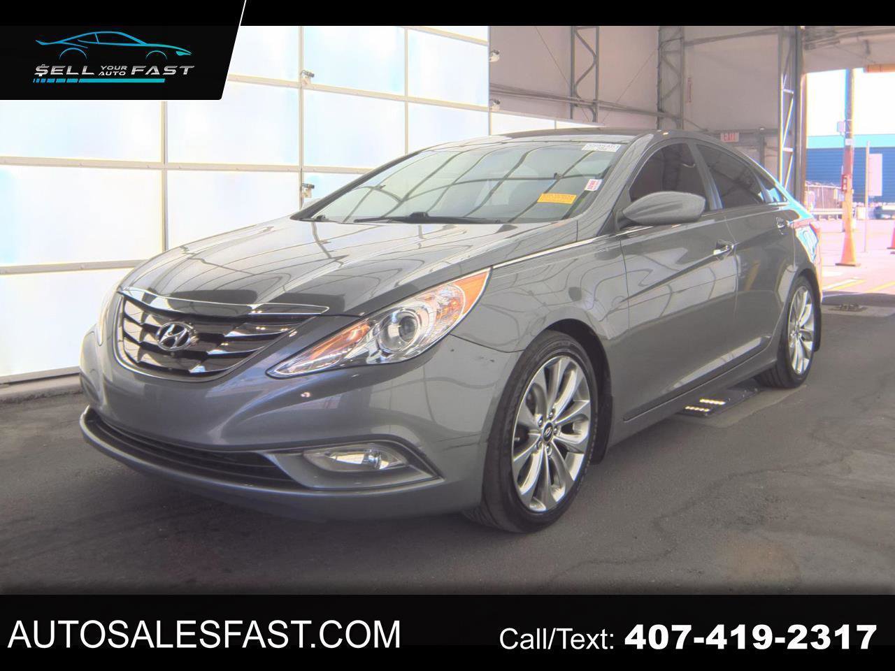 Used 2013 Hyundai Sonata SE image 1
