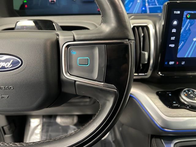 Used 2025 Ford Expedition Platinum AWD/4WD image 29