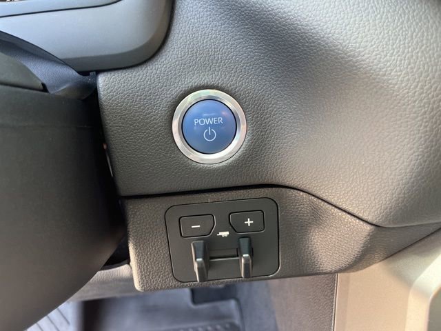 Used 2024 Toyota Tundra Limited AWD/4WD image 22