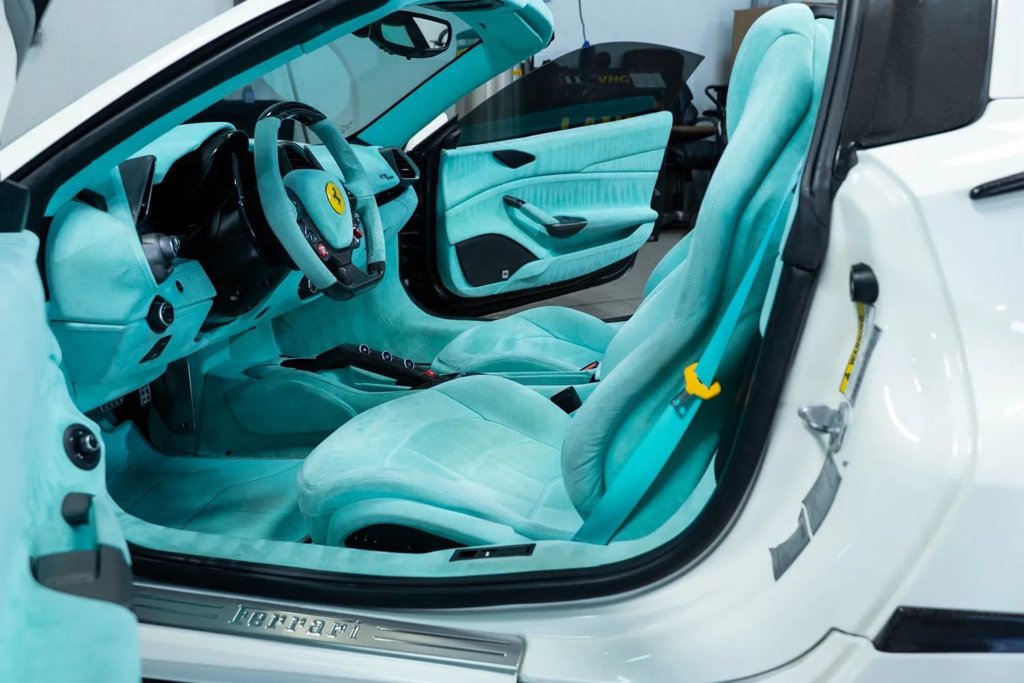 Used 2016 Ferrari 488 Spider RWD image 14