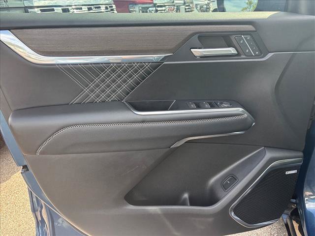 Certified 2024 GMC Acadia Denali w/ Super Cruise Package FWD image 18